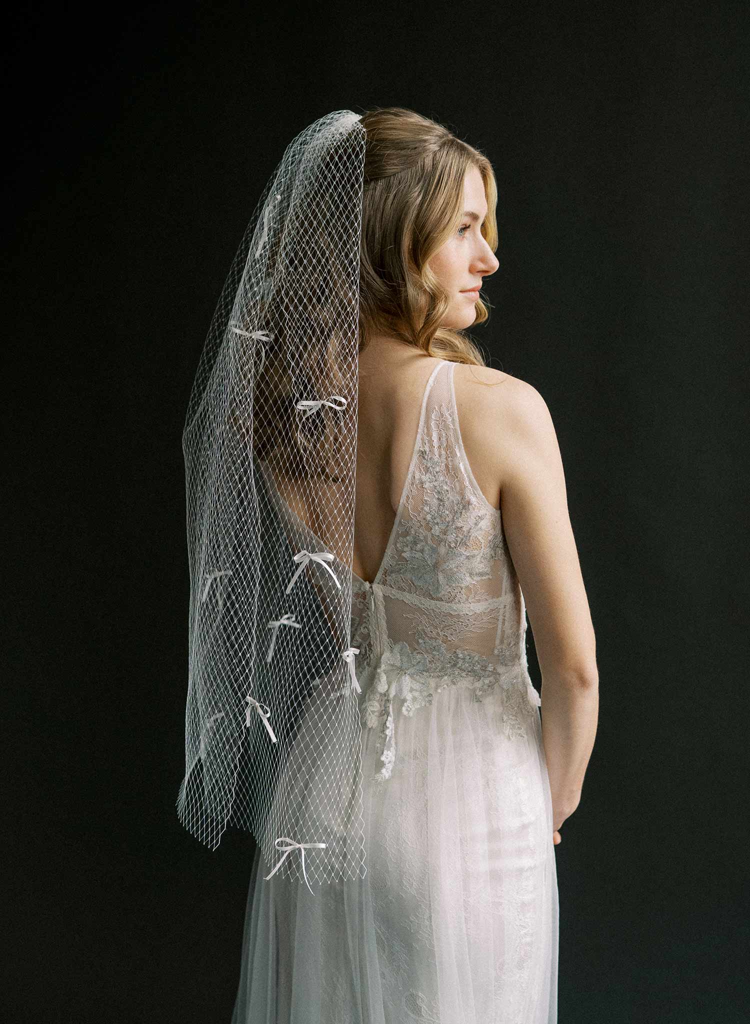 Long birdcage, russian veiling with handmade silk bows. Wedding veil.