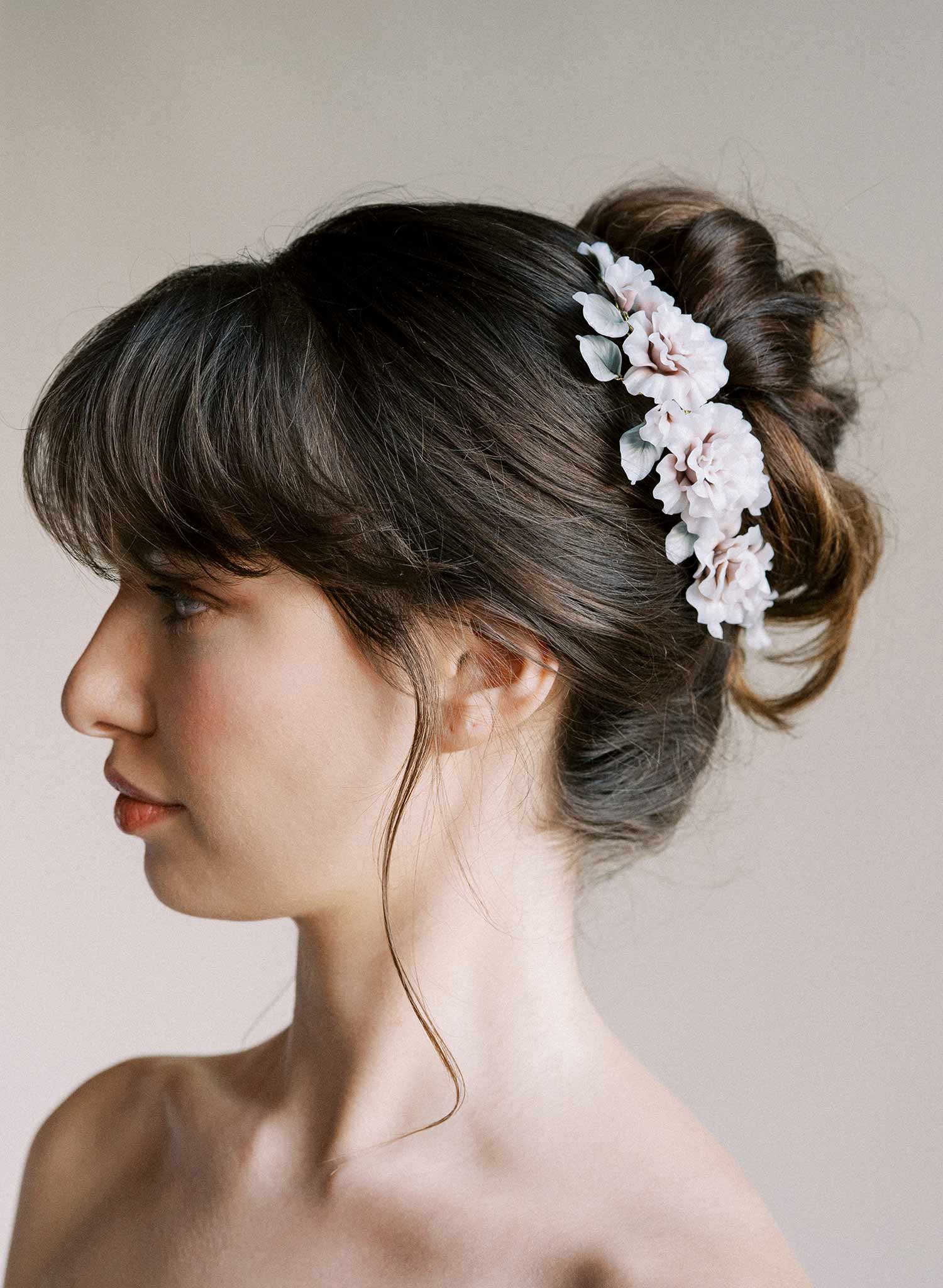 Handmade bridal comb with hand sculpted clay flowers. Wedding hair accessory.