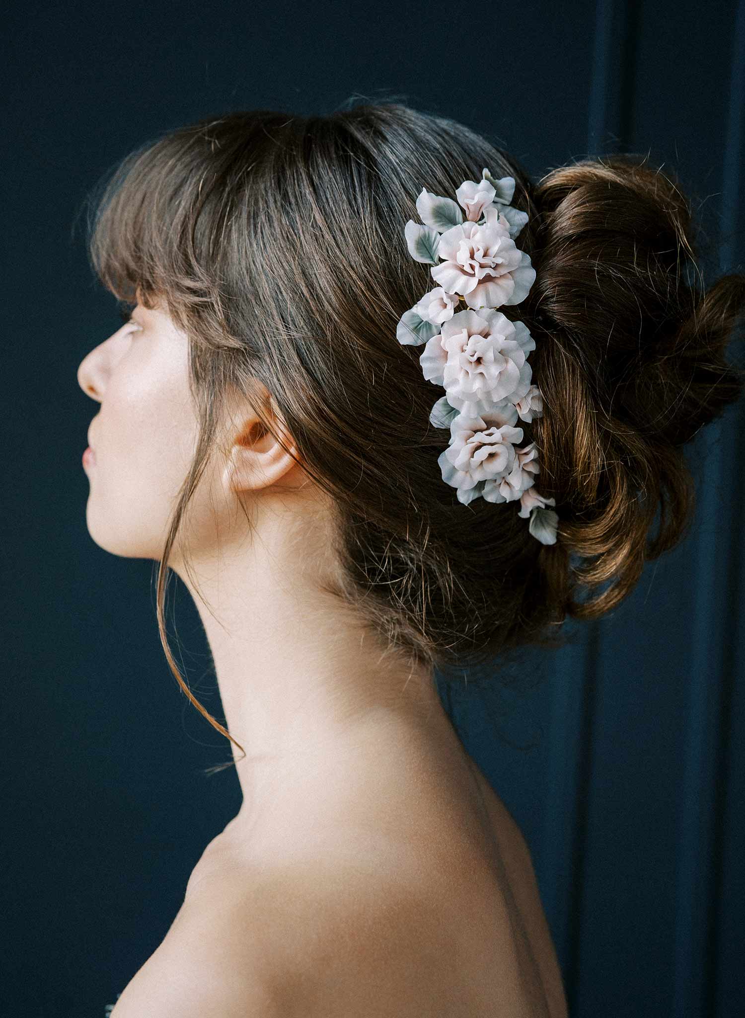 Handmade bridal comb with hand sculpted clay flowers. Wedding hair accessory.