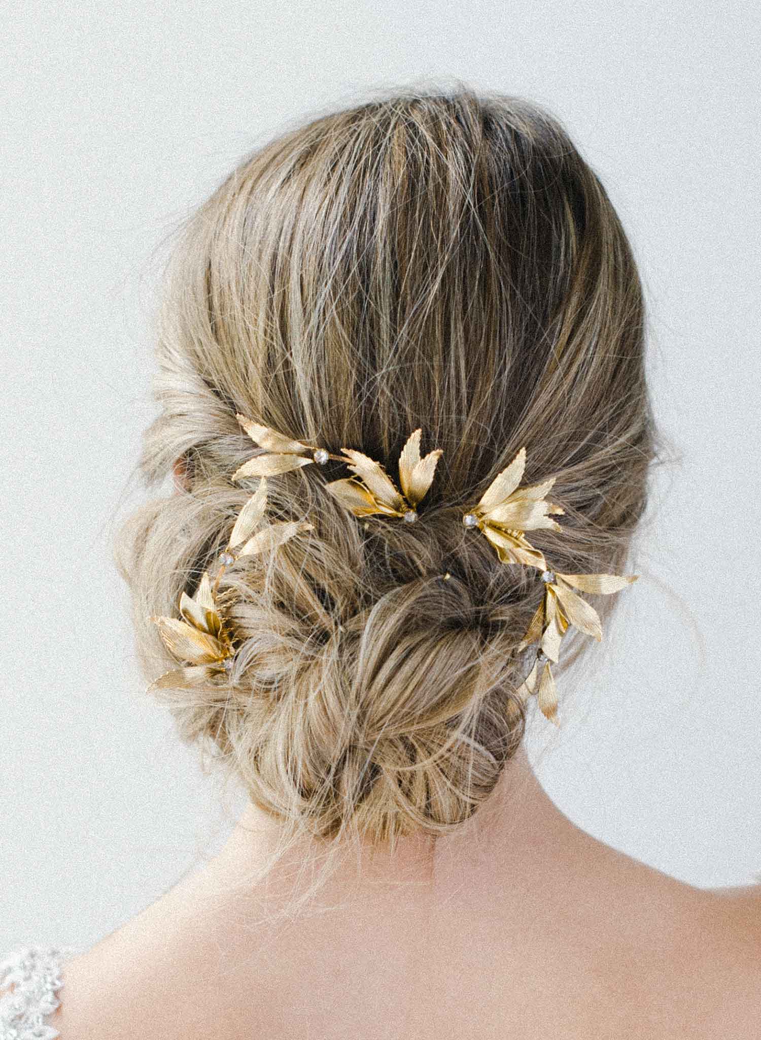 Twigs & Honey Bridal Hair Pins, Flower Pins - Full Bloom Clusters Pin Set of 3 - Style #2322 White
