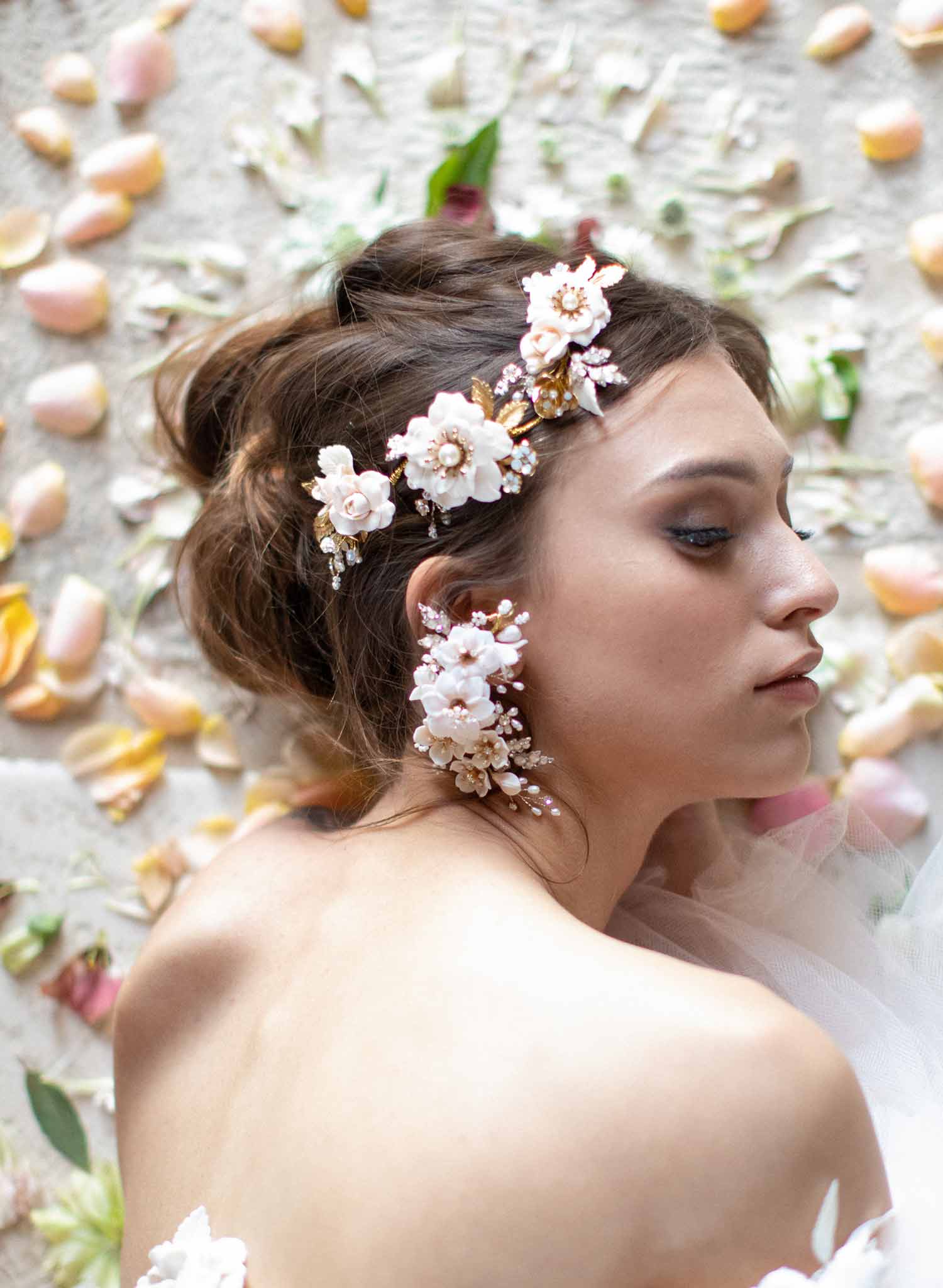 Flower earrings Magaela wedding earrings Bridal jewelry Flower jewellery  Stud earrings Lever back earrings Romantic earrings Lavender Autumn