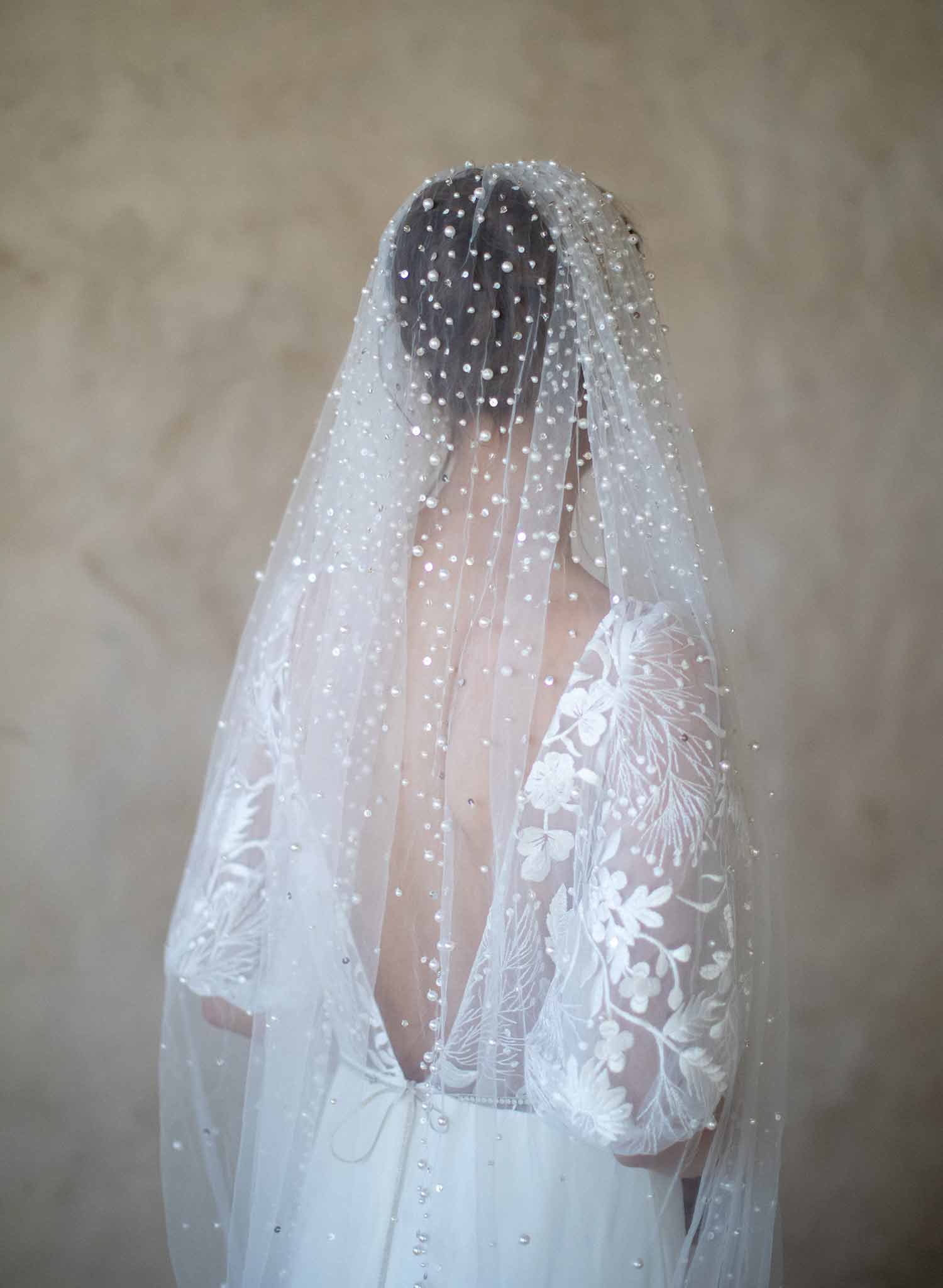 Pearl Bridal Veil, One Tiar Bridal Veil with Pearls – Pet-Jos Bridal