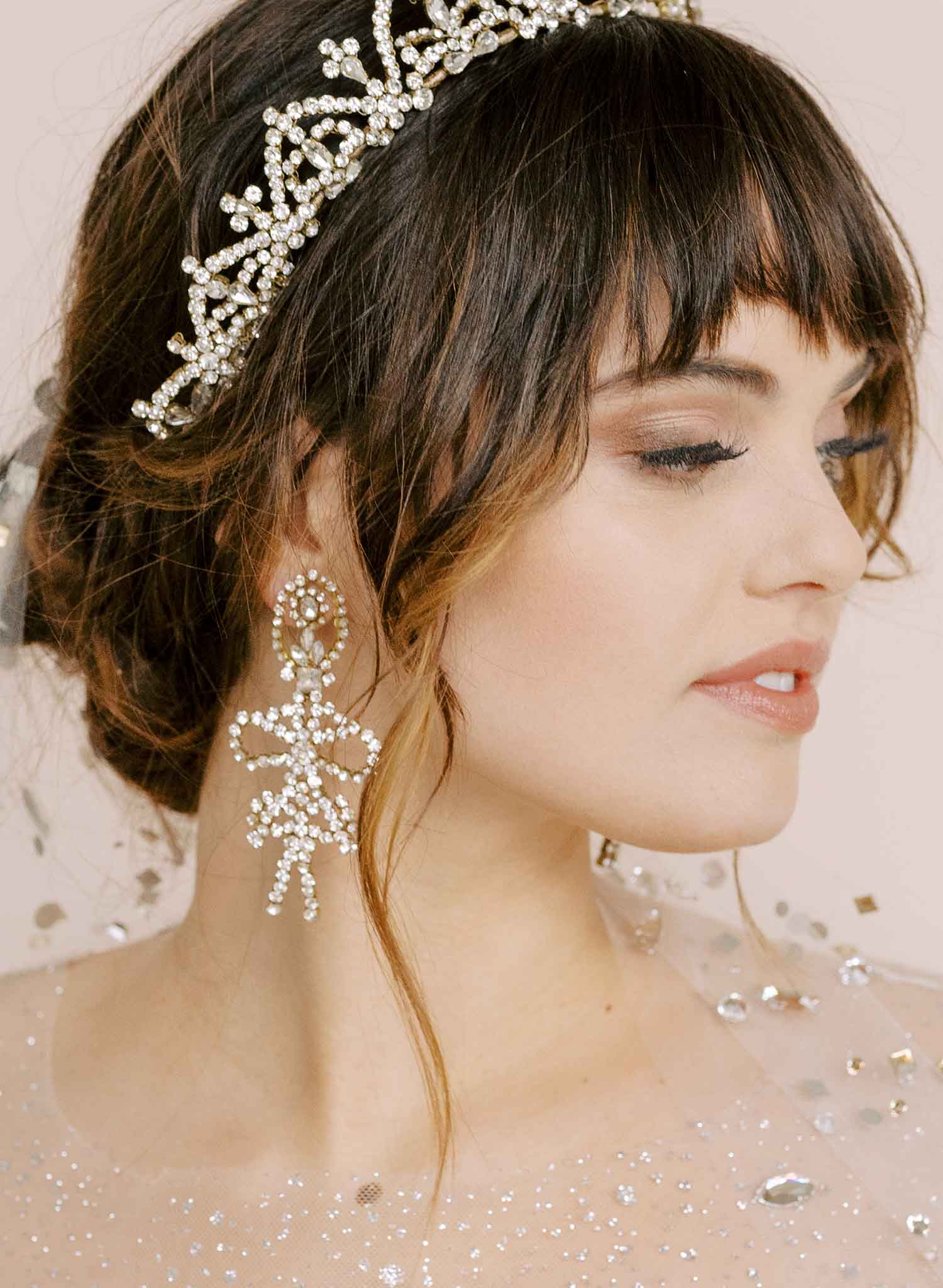 View All - Headpieces, Veils, Bridal gowns, Sashes, Garters, Headbands