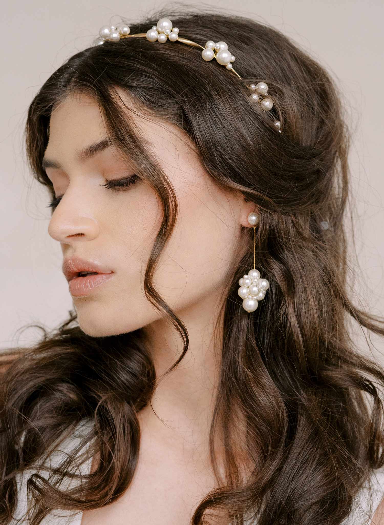 Unique Pearl Bridal Earrings