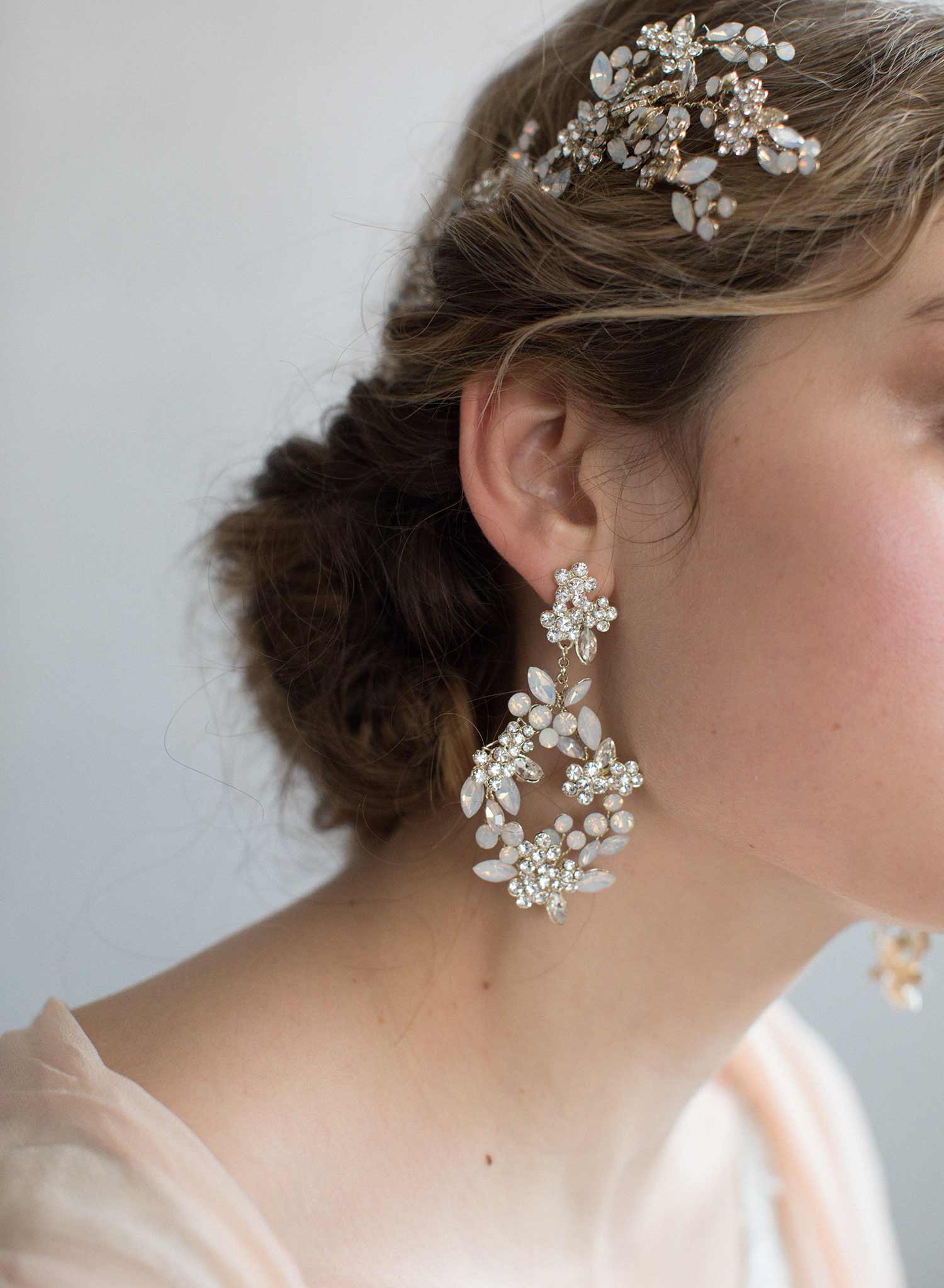 Rita // outlet Opal celestial bridal earring / boho chic