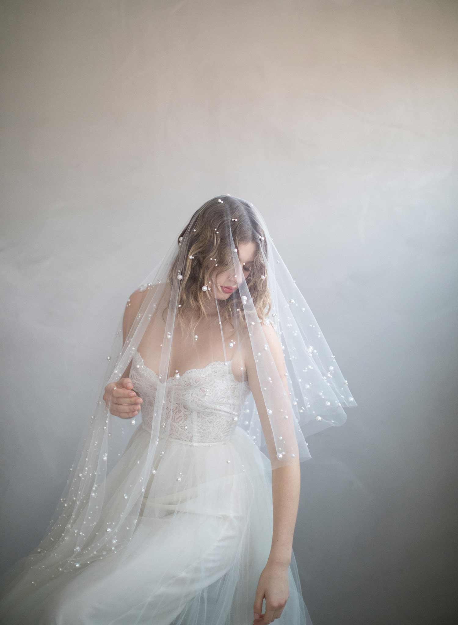 Milky way pearl veil - Style #849