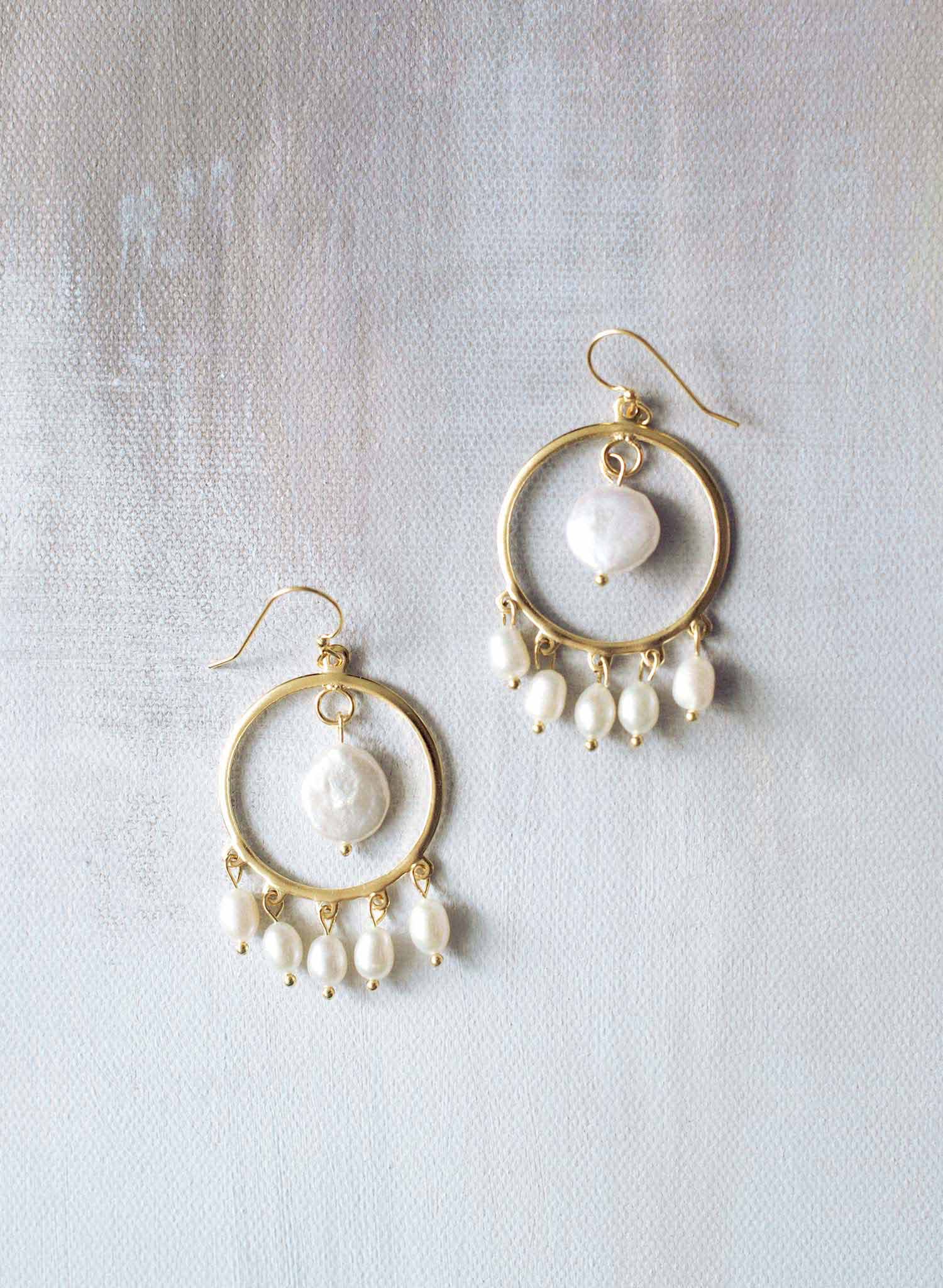 Circle Pearl Earrings – Vedern