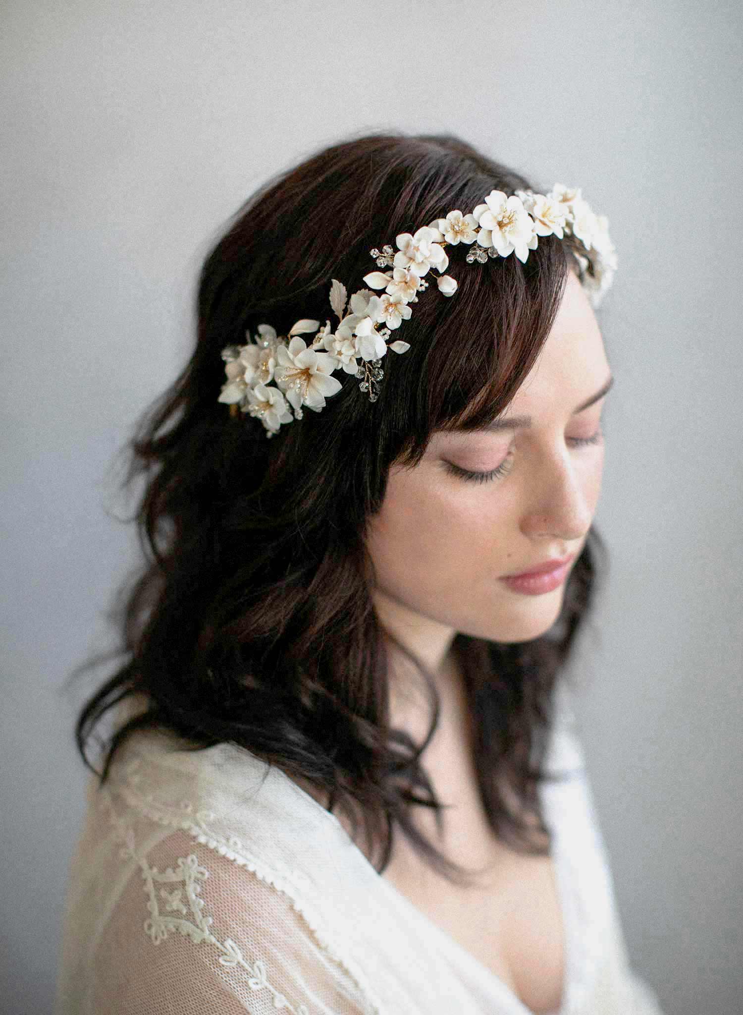 Creamy blossom hair vine - Style #942