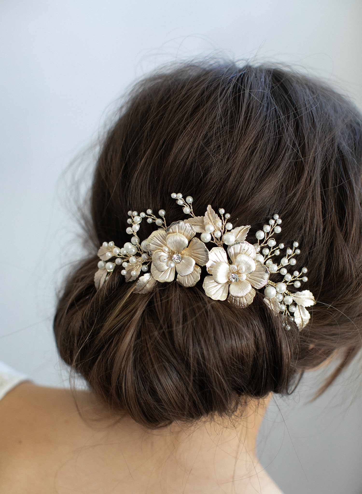 Freshwater Pearl Hair Comb, Flower Bridal Hair Comb, Wedding hair comb, bridal headpiece, Pearl comb, Pearl order bridal headpiece - Adina