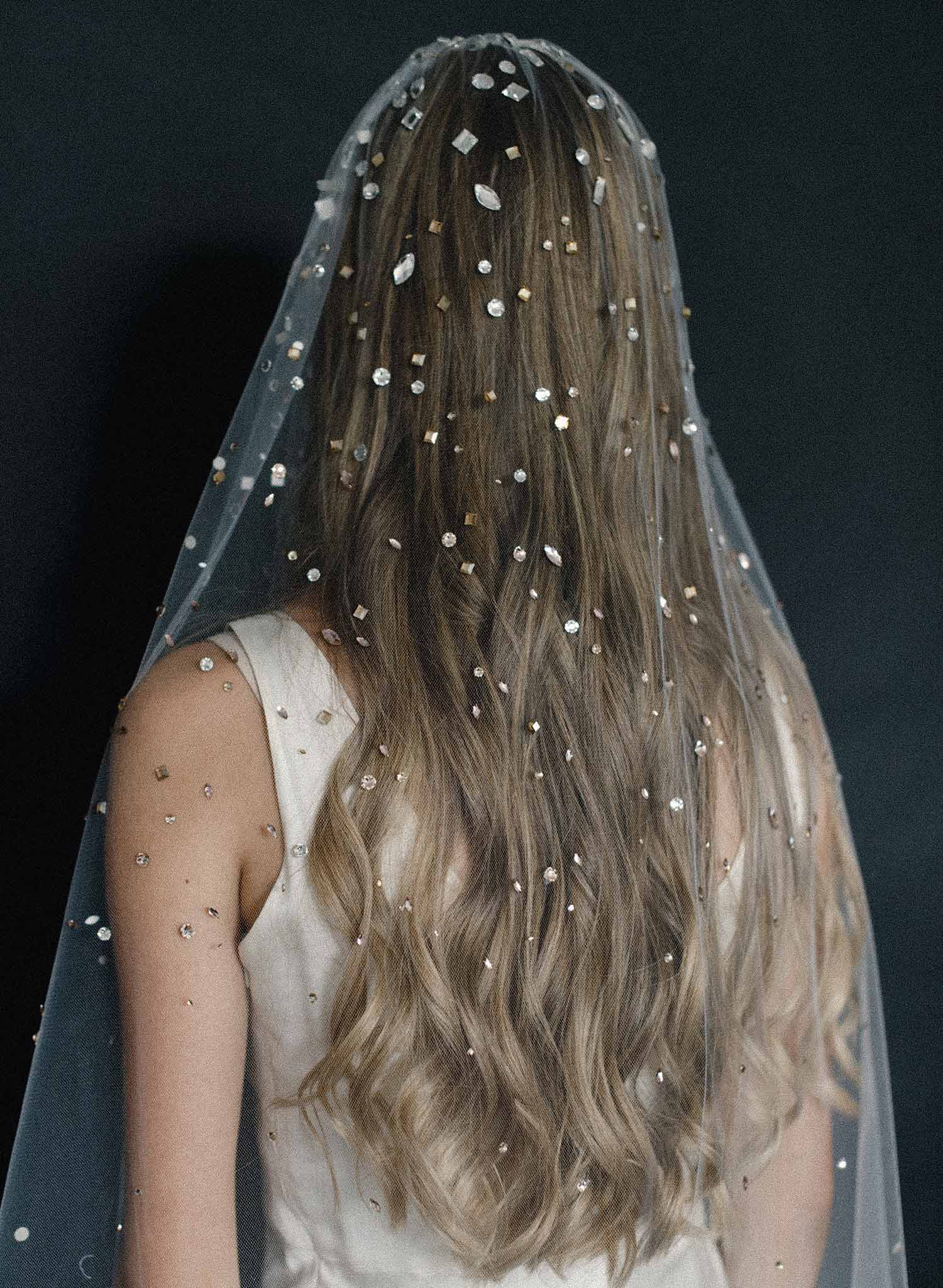 MIDNIGHT | crystal wedding veil